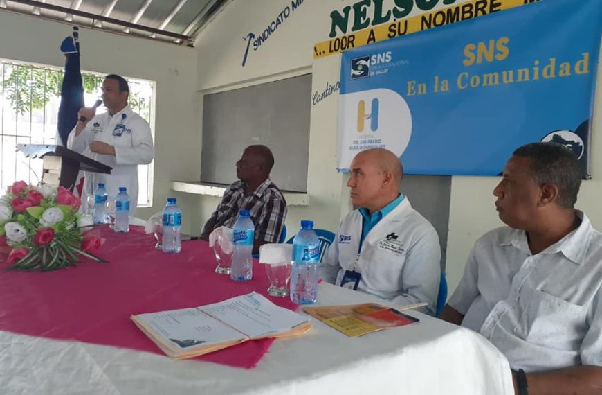 Hospital Dr. Sigifredo Alba Dom&iacute;nguez realiz&oacute; la actividad: EL SNS EN LA COMUNIDAD en el barrio las Flores Fantino